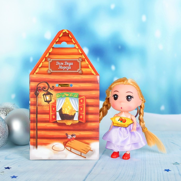 Кукла "Дом Деда Мороза" 9 см, конфетка 