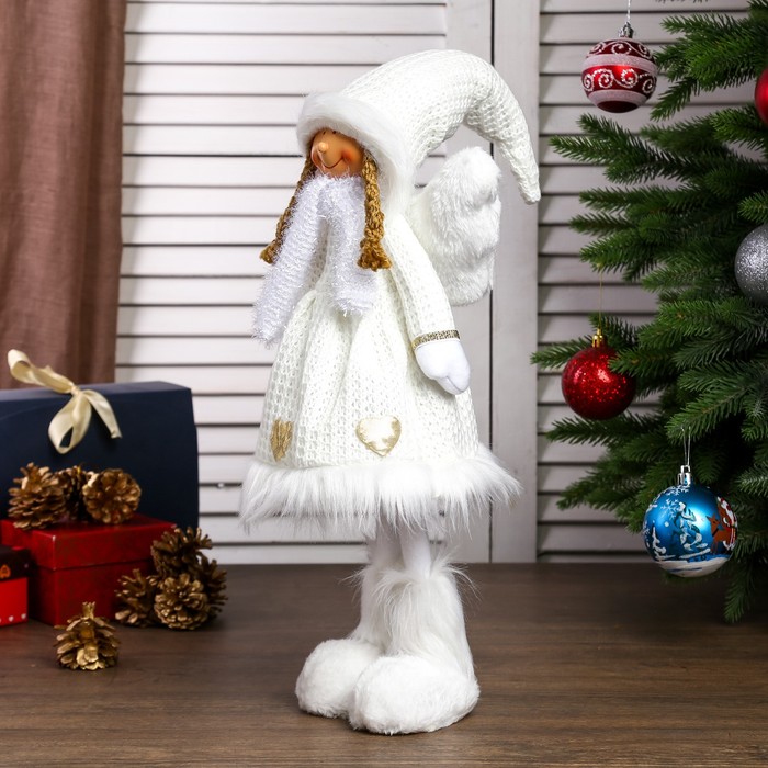 Кукла интерьерная "Ангел-девочка в белом платье с сердечками" 50 см 