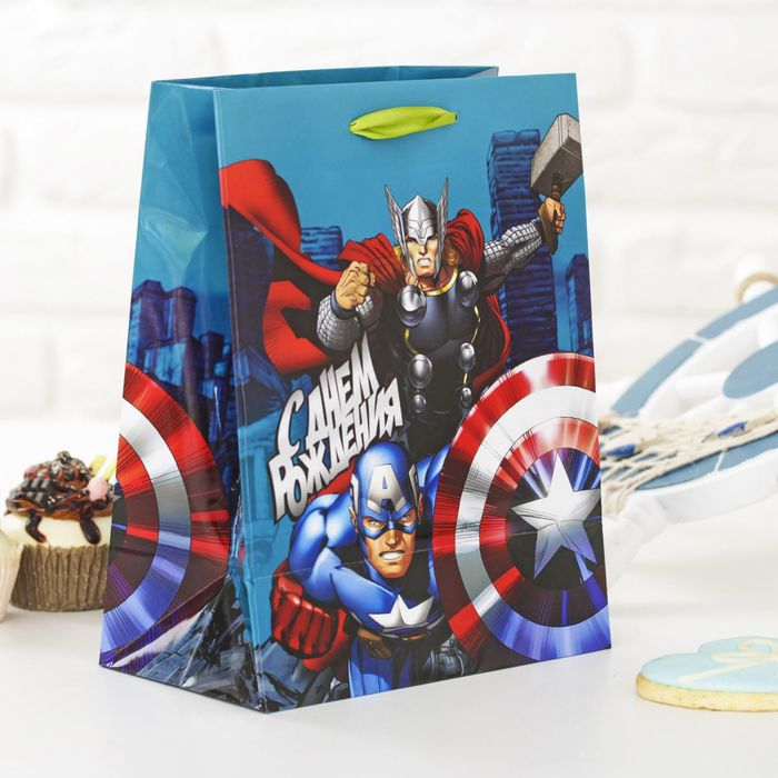 Пакет ламинированный вертикальный  «С Днем рождения, супергерой!», Мстители, 31 х 40 х 11 см 