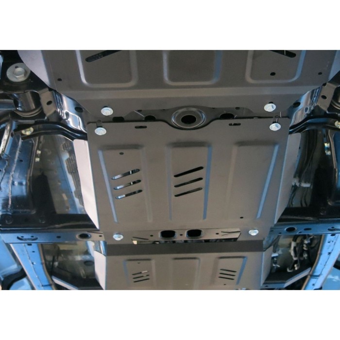 Защита КПП Rival для Toyota Hilux VIII (V - 2.4d; 2.8d) 4WD 2015-н.в., сталь 3 мм, с крепежом, 222.5711.1 
