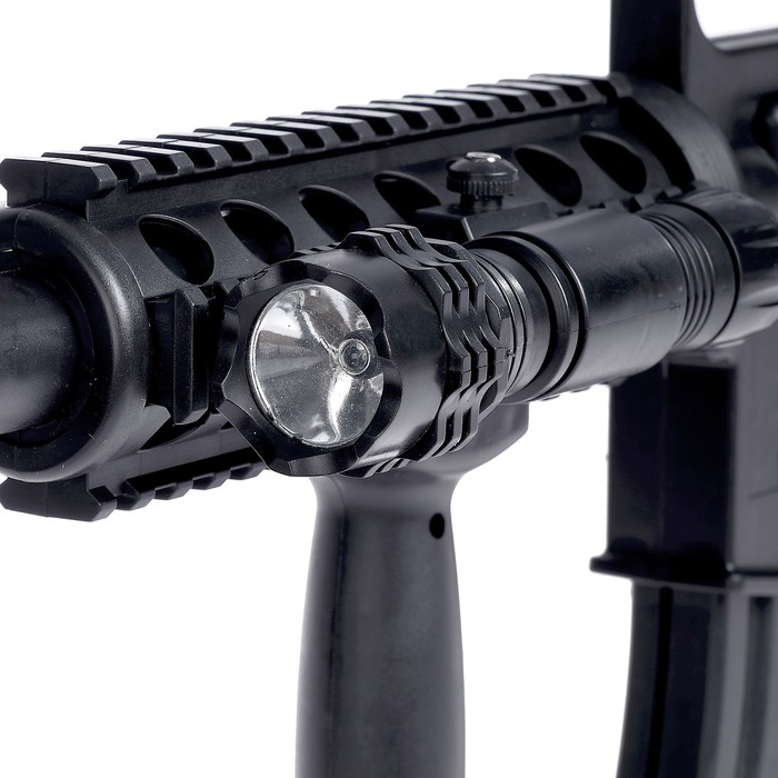 Автомат пневматический "Assault rifle M16-A4", с фонариком 