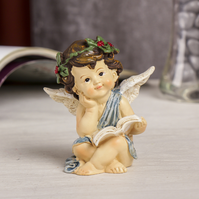 Сувенир полистоун "Ангел в рябиновом веночке с книгой" МИКС 8,5х6х4,5 см 