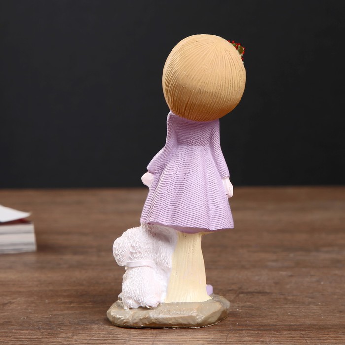 Сувенир полистоун "Малышка в ретро-платье гуляет с щенком" МИКС 11х5х3,8 см 