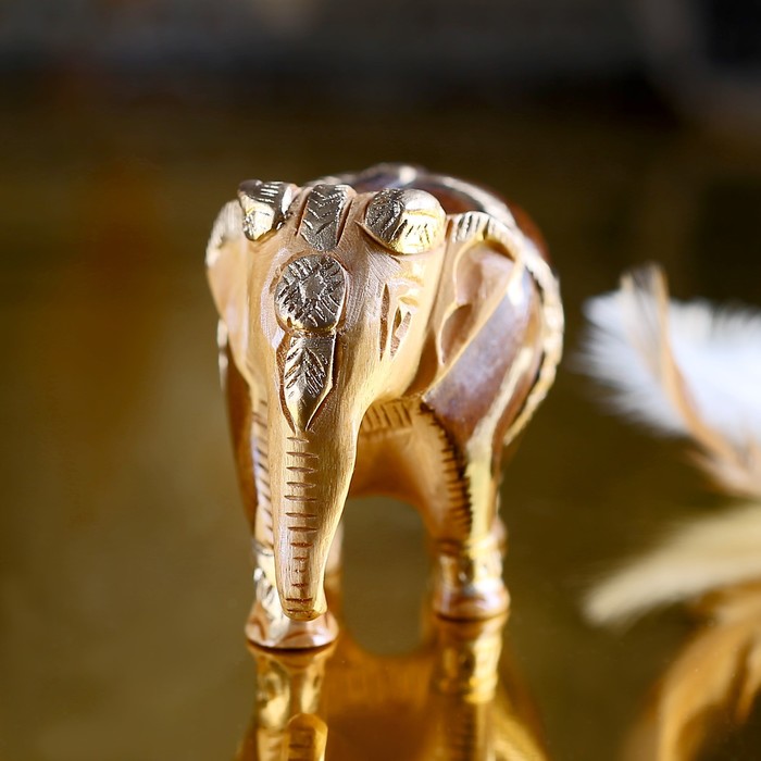 Сувенир "Довольный слон" резной в золоте 