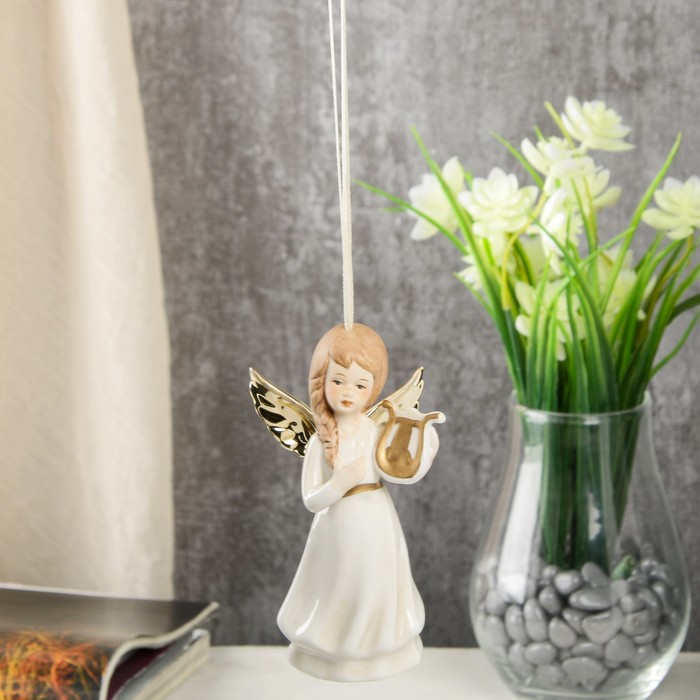 Сувенир керамика "Ангел-девочка с золотыми крыльями, с лирой в руке" 11,4х4,6х5,4 см 