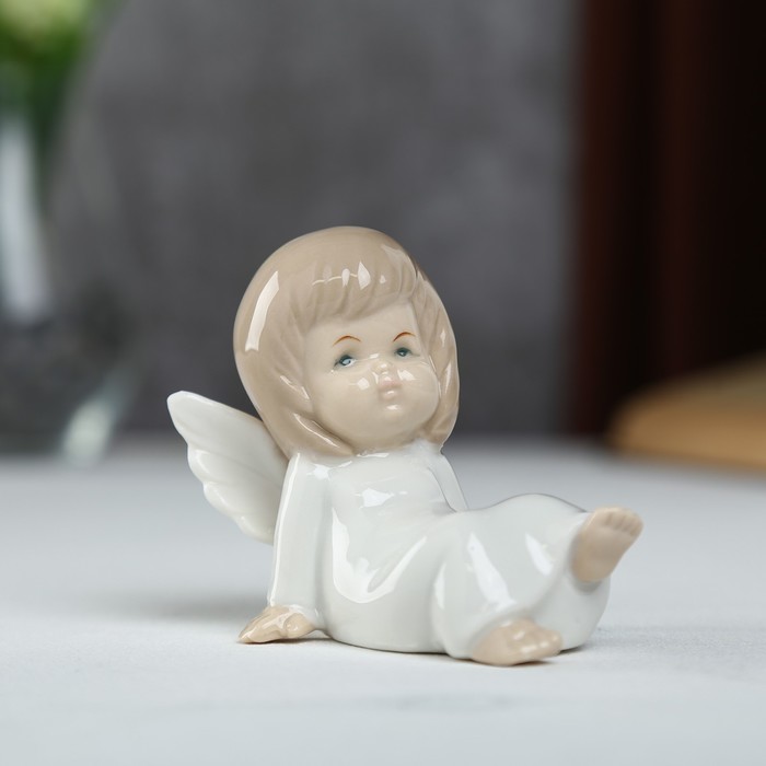 Сувенир керамика "Ангел-пухлячок в белом платье лежит" 7,5х6х8,5 см 