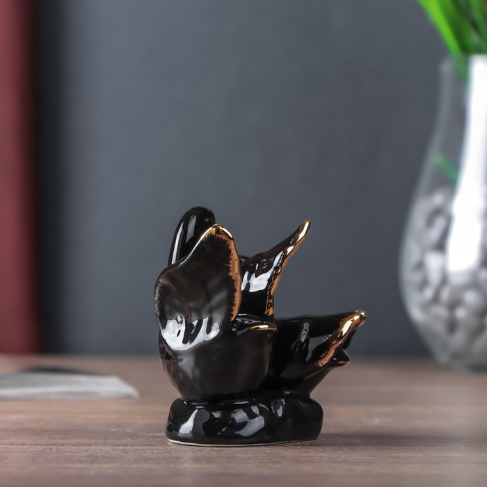 Сувенир керамика "Лебеди - купание" чёрный с золотом 7х7,5х5 см 