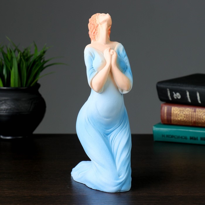 Фигура "Молящаяся №2" голубая  14х7х25 см 