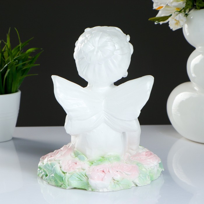 Фигура "Девочка ангел сидячая в розах" 20см цветная 