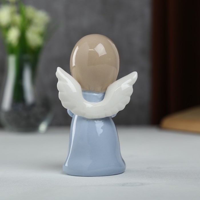 Сувенир керамика "Ангел-пухлячок в голубом платье с сердцем в руках" 13х5,5х7 см 