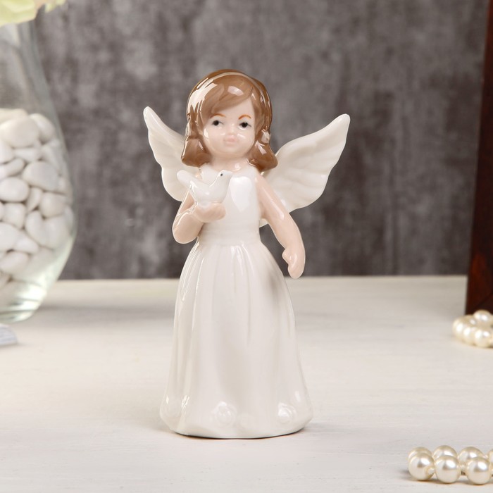 Сувенир керамика "Девочка-ангел с белой голубкой в руке" 11,7х7х4 см 