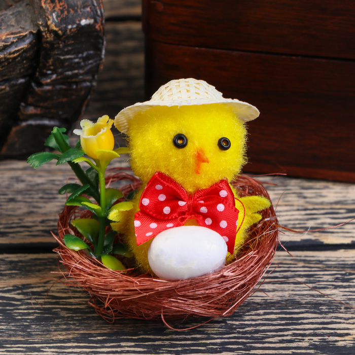 Сувенир пасхальный "Цыплёнок в шляпке в гнезде с цветком" набор 6 шт 3х4х4 см 