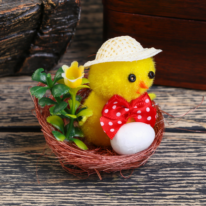 Сувенир пасхальный "Цыплёнок в шляпке в гнезде с цветком" набор 6 шт 3х4х4 см 