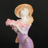 Фигура "Девушка в шляпе" малая белая/золото 10х13х38см  МИКС  - фото 4