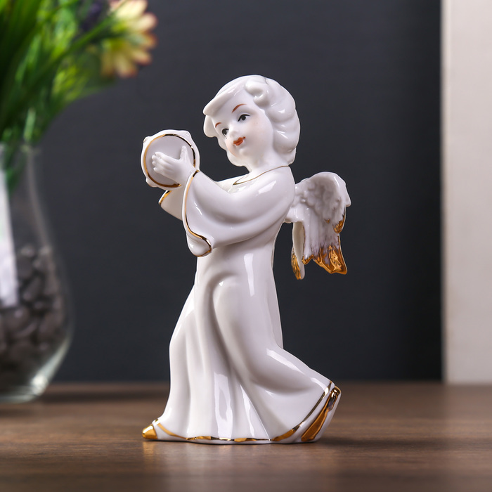Сувенир "Ангел с бубном" белый с золотом 15х9,5х9 см 