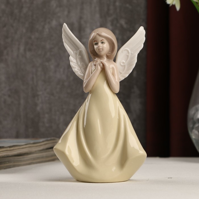 Сувенир керамика "Девушка-ангел с рисунком на крыльях в жёлтом платье" 13,6х5,5х7,8 см 