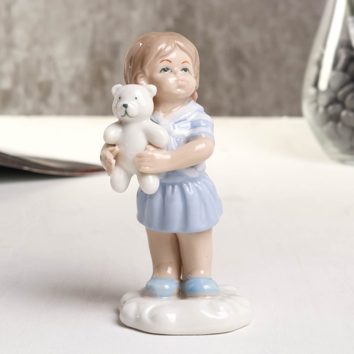 Сувенир фарфор "Девочка с мишкой" голубой 6х5.2х10.2 см 