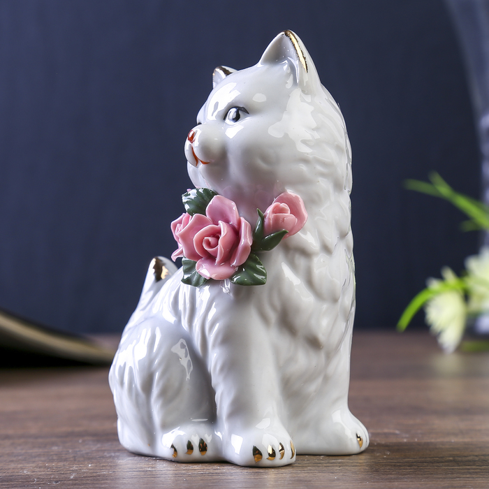 Сувенир "Кошечка с цветами на шее" 11,5х9х5,5 см 