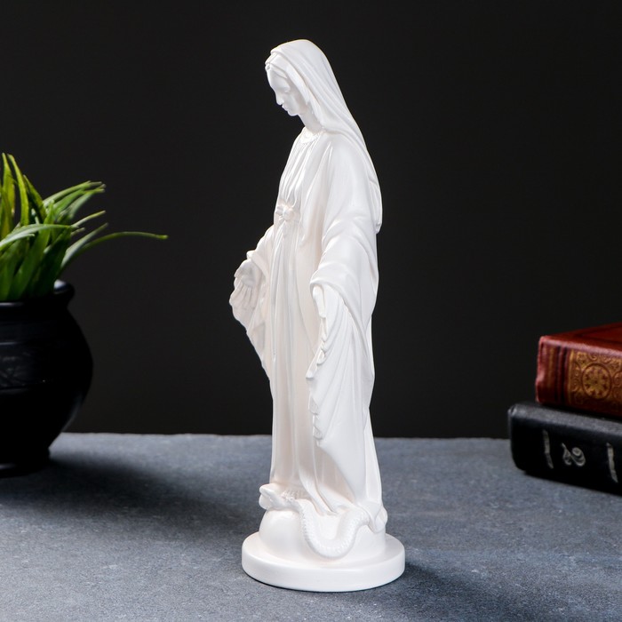 Фигура "Дева Мария" белая 23 см 