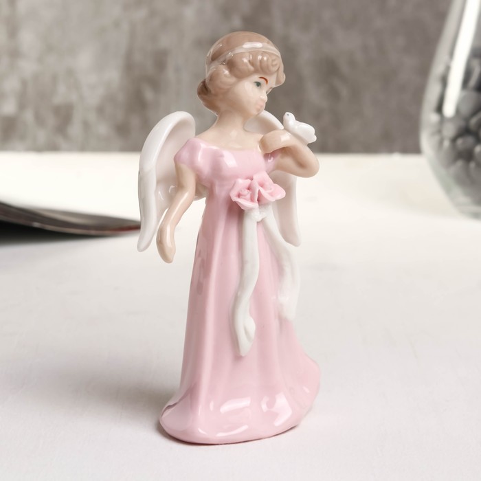Сувенир фарфор "Ангел с голубем" розовый 6х5х12 см 