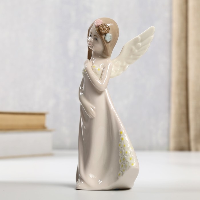 Сувенир "Ангел-девочка в розовой накидке с цветами" 17,5х8,5х5,5 см 