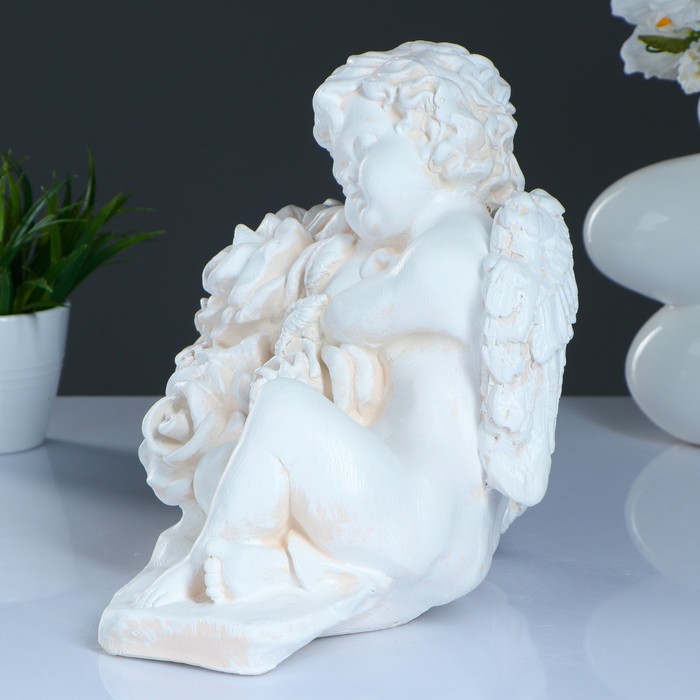Фигура «Ангел с розами» бежевый 25х18х30см 