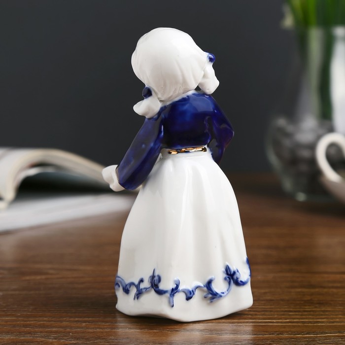 Сувенир керамика "Малышка с мондолиной" кобальт 13,5х6,5х6,5 см 
