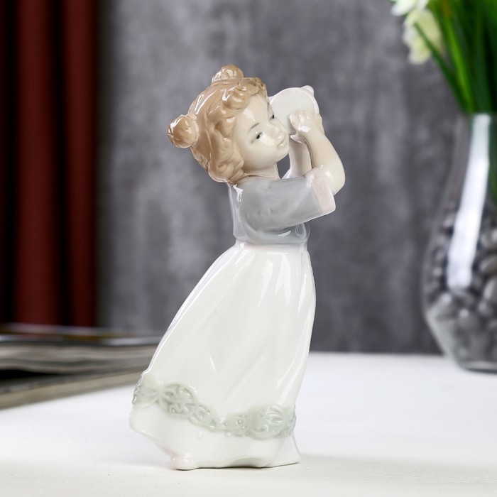 Сувенир керамика "Малышка с бубном" 14,5х8х6,5 см 