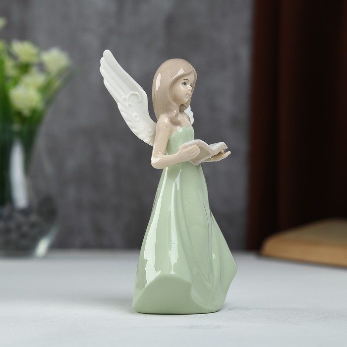 Сувенир керамика "Девушка-ангел с рисунком на крыльях в зелёном платье с книгой" 16х6х9 см 
