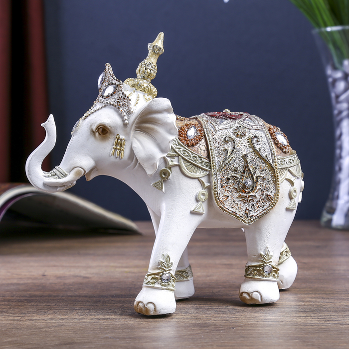 Сувенир полистоун "Белый слон Махараджи в богатой попоне" 14,5х6х16,5 см 