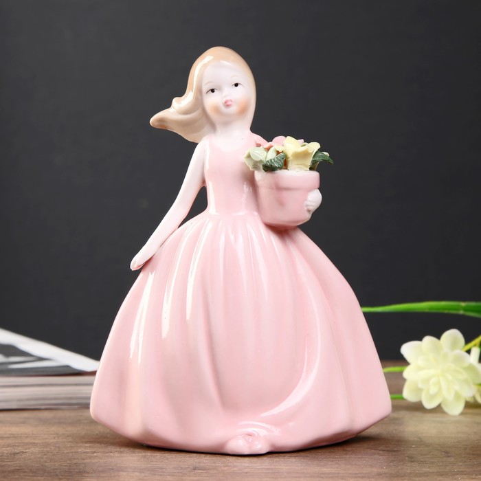 Сувенир керамика "Малышка на ветру, в розовом платье с корзиной лилий" 14х10х7 см 