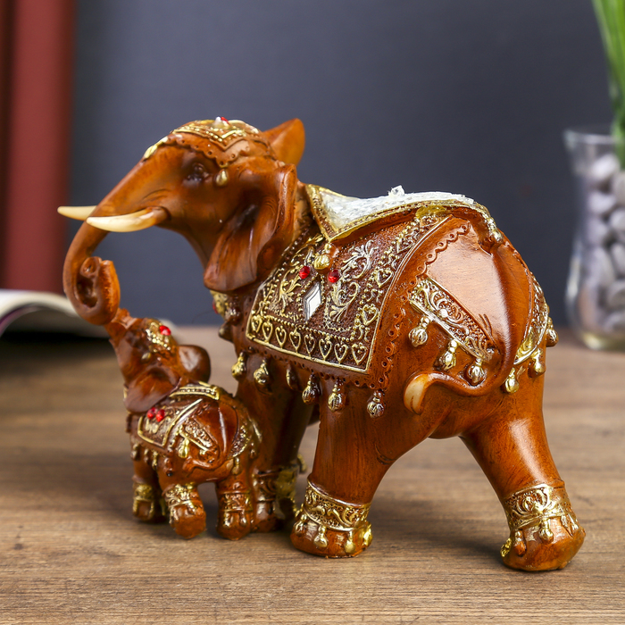 Сувенир полистоун "Слон со слонёнком коричневый в ажурной попоне" 13х15х7,5 см 
