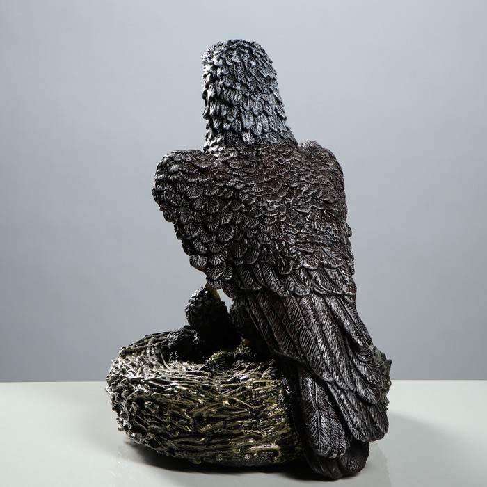Статуэтка "Орёл с орлятами в гнезде" цветной, 42 см 