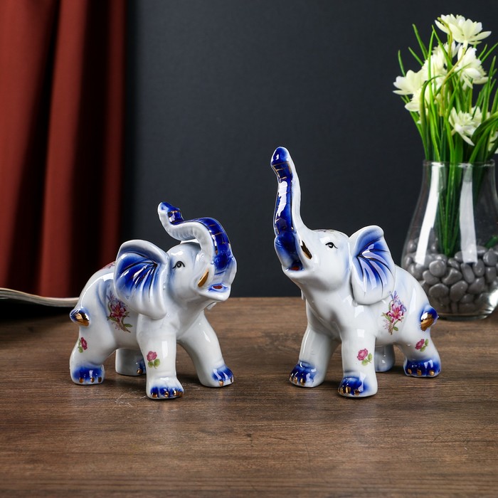 Сувенир керамика "Два слона с цветами" бело-синие с золотом набор 2 шт 17х15х7 см 
