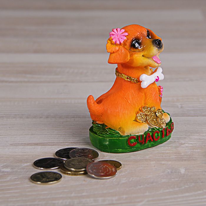 Сувенир полистоун "Собака на полянке с цветами и монетками" МИКС 9х7х5 см 
