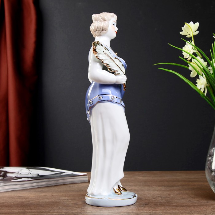 Сувенир керамика "Пышечка в бело-голубом платье с пером" 30,5х11,5х8 см 