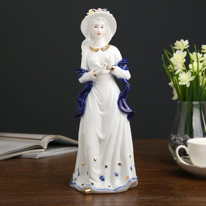 Сувенир керамика "Девушка с голубем в руках" кобальт 31х10,5х12 см 