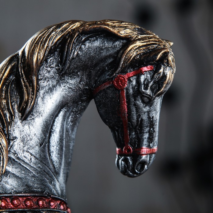Сувенир "Гарцующий конь" со стразами, 32 х 35 см 