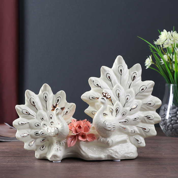 Сувенир керамика "Павлины с цветком" кремовый 20,5х29х7 см 