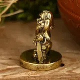 Фигурка миниатюра домовой "Оберегаю дом", 3,5 х 3 см  - фото 2