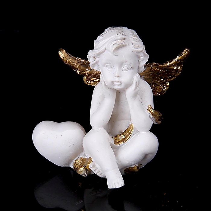 Сувенир "Ангелок с сердцем" с золотистыми крыльями, МИКС 