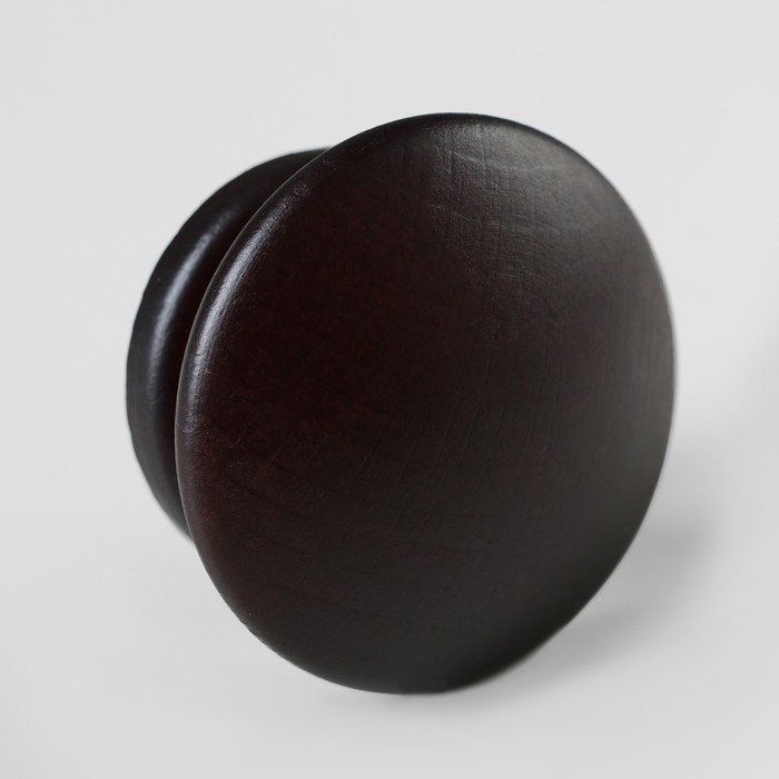 Ручка мебельная "Плоская", крашеная, цвет темный орех, d-57, L-35 мм 