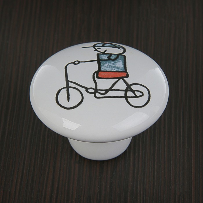 Ручка-кнопка Ceramics KID 046, керамическая, белая с принтом 