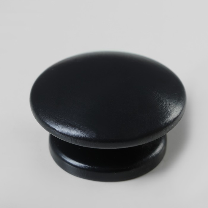 Ручка мебельная "Плоская", крашеная, цвет черный, d-57, L-35 мм 