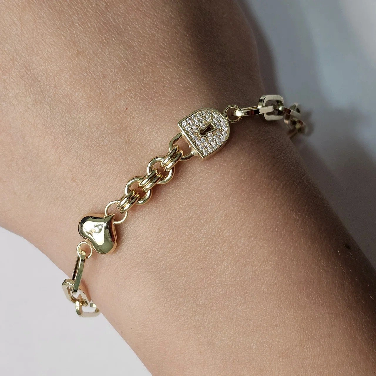 Браслет Deimantas 111973309 20р 6,24гр.