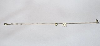 Браслет Deimantas Буква М 109229835 16,5р 2.24гр.