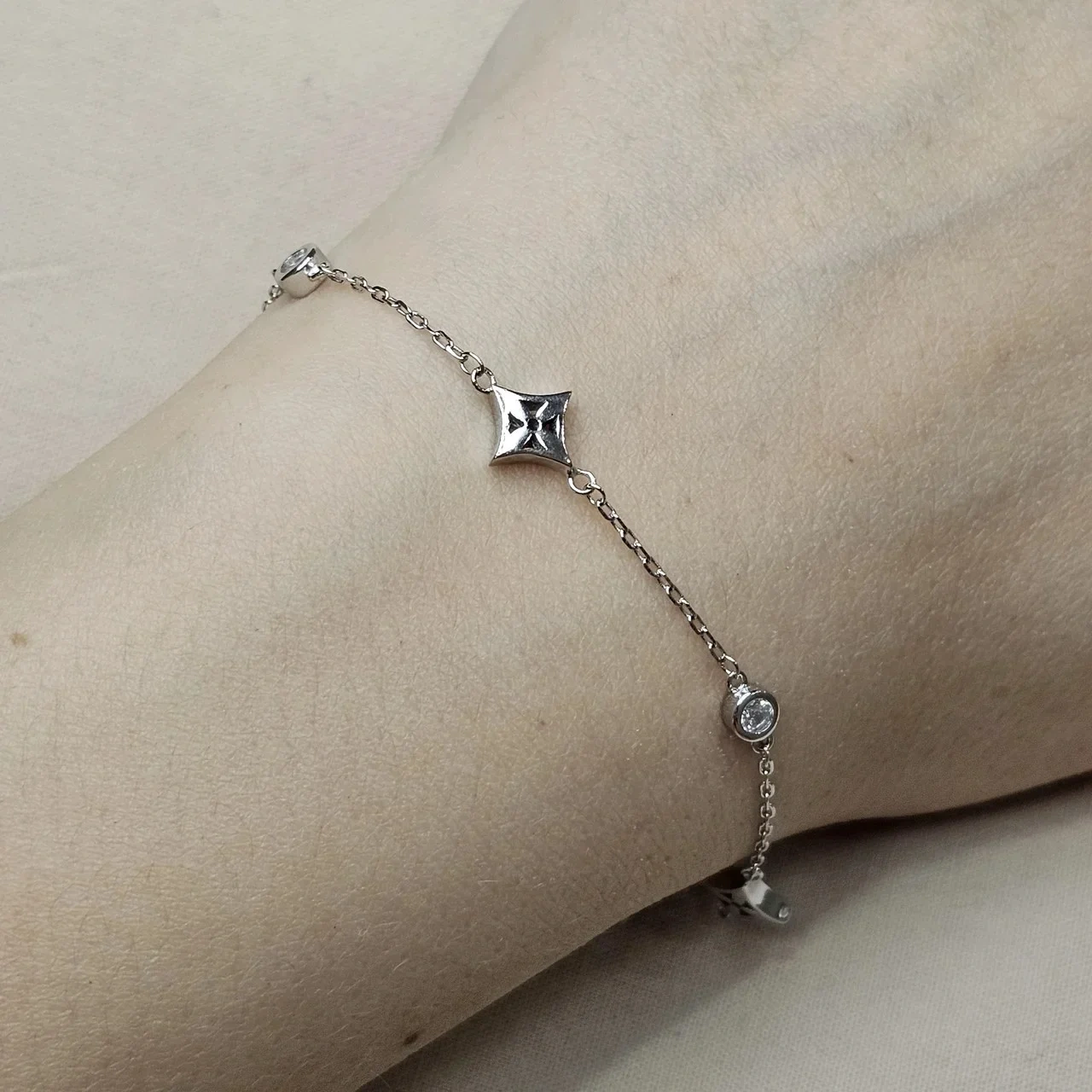 Браслет Deimantas 112953319 19р 2,86гр. - фото 4