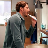 Звуковая зубная щетка Philips Sonicare 5300 HX7108/01 - фото 5