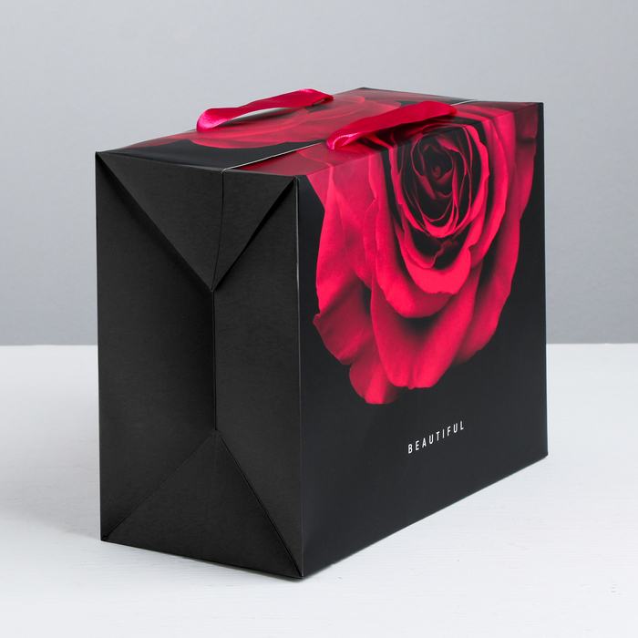 Пакет—коробка Beautiful, 23 × 18 × 11 см 