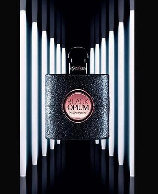 Парфюмированная вода Yves Saint Laurent Black Opium 50мл 